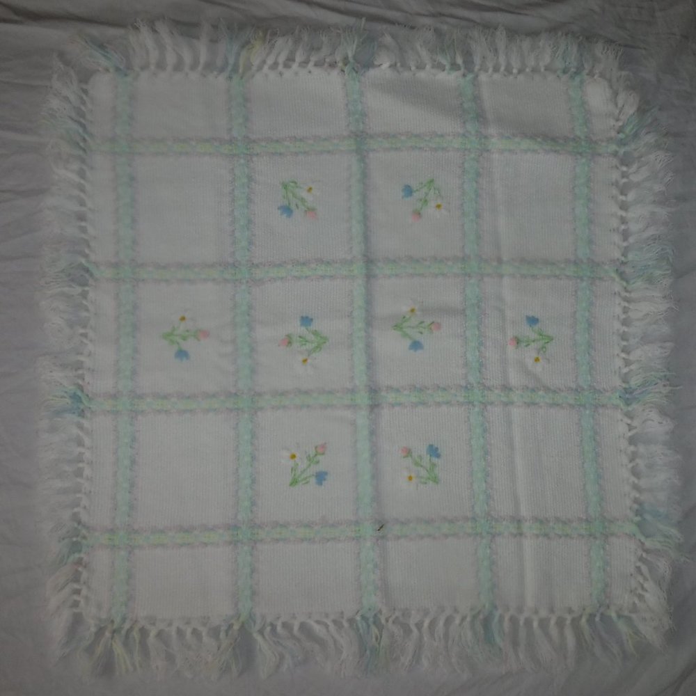 Vintage Baby Blanket Jacobsons Made in Italy Acrylic Square Embroidered Flowers